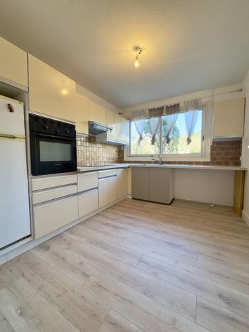 Toulon (83100) Toulon // 3-4 pièces // Rez-de-jardin SUD avec terrasse exceptionnelle au calme absolu // PARKING