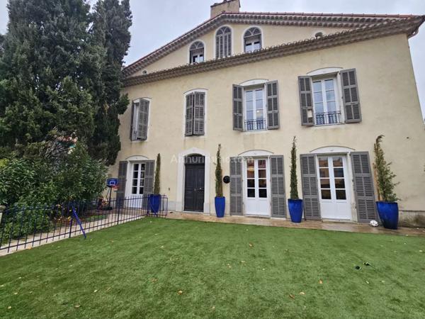 Vente Maison de ville 10 pièces 315 m2 à Draguignan