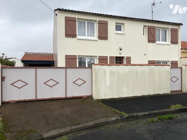 MAISON D'HABITATION PROCHE ECOLE PRIMAIRE, COLLEGE et CABINET MEDICAL
