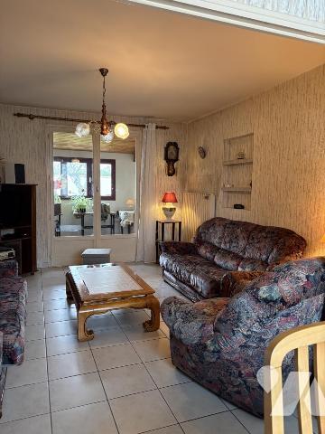 MAISON D'HABITATION PROCHE ECOLE PRIMAIRE, COLLEGE et CABINET MEDICAL