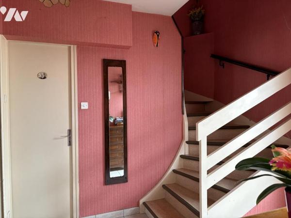 MAISON D'HABITATION PROCHE ECOLE PRIMAIRE, COLLEGE et CABINET MEDICAL