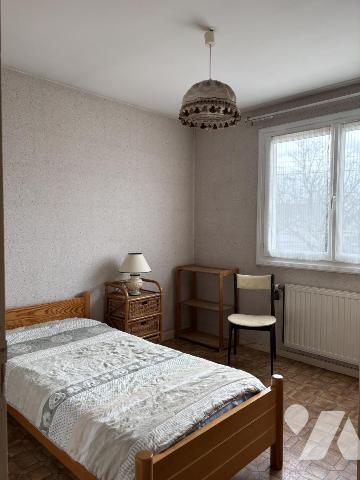 MAISON D'HABITATION PROCHE ECOLE PRIMAIRE, COLLEGE et CABINET MEDICAL