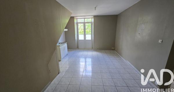 Location appartement 3 pièces 43,51 m² Terrasson-Lavilledieu