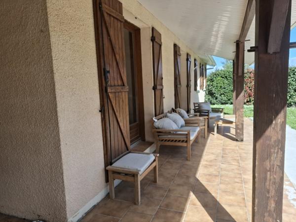 Maison T4 plein-pied très lumineuse sans vis-a-vis sur 1010 m2