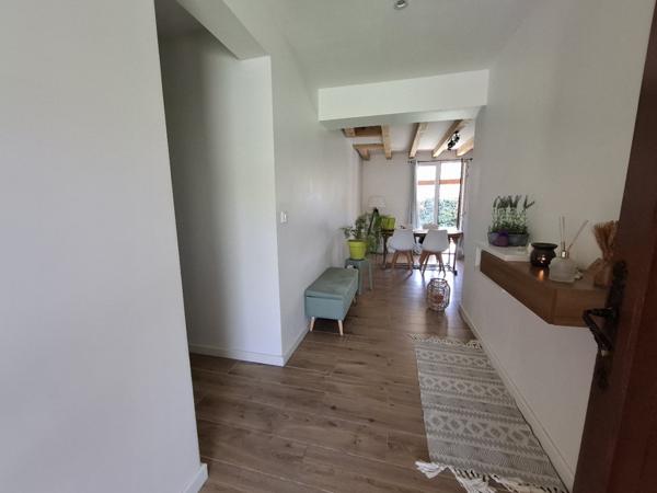 Maison T4 plein-pied très lumineuse sans vis-a-vis sur 1010 m2