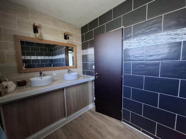 Maison T4 plein-pied très lumineuse sans vis-a-vis sur 1010 m2