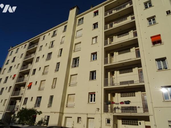 APPARTEMENT A VENDRE à COURBEVOIE (92400)