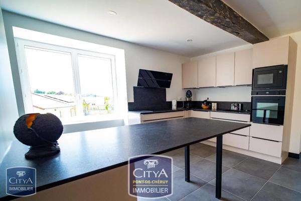 Maison à louer 6 pièces 190.62m²