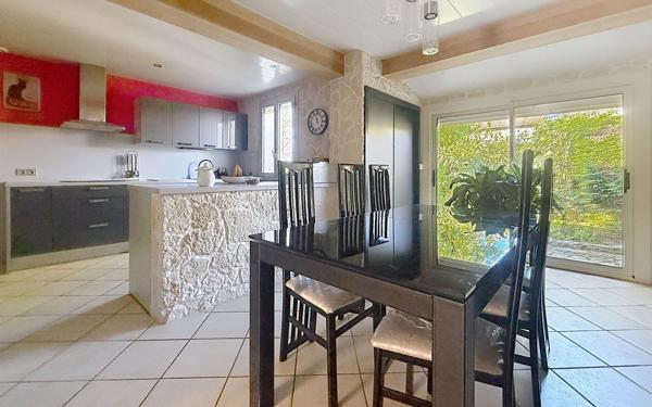 Maison à vendre    4 pièces •  La Rochelle