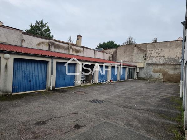Dans le centre ville, box fermé de 13 m² dans résidence sécurisée
