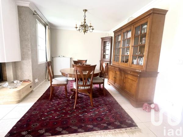 Maison à vendre 6 pièces 148 m² Mandres-les-Roses