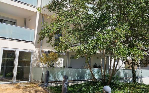 Appartement à vendre    1 pièce • 31 m2 Pessac