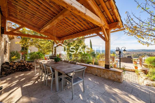 SOMPTUEUSE BATISSE PROVENCALE  AVEC VUE EXCEPTIONNELLE