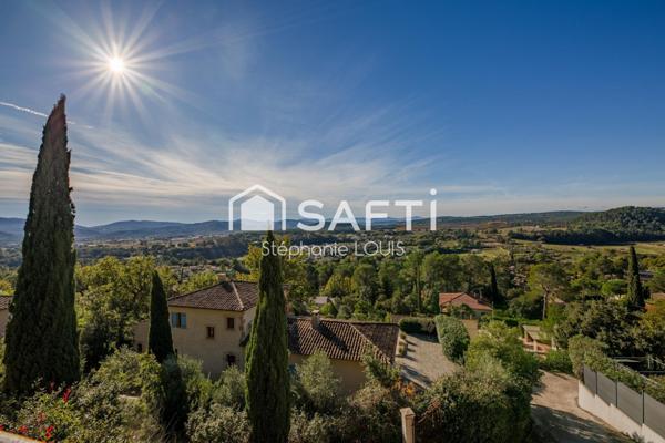 SOMPTUEUSE BATISSE PROVENCALE  AVEC VUE EXCEPTIONNELLE