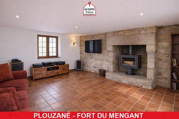 A VENDRE - PROPRIETE DE CHARME T7 AVEC VUE MER 1ER PLAN - SURFACE DE 190M² SUR UN TERRAIN DE 1.5 HA - 4/5 CHAMBRES - EXCEPTIONNEL