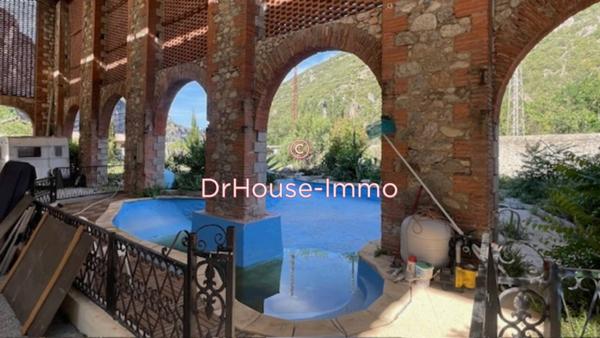 Bien immobilier à vendre 10 pièces de 200 m²