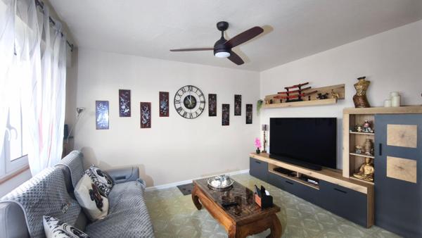 Superbe appartement 4 pièces avec ses deux chambres totalement rénové et son garage à Erstein