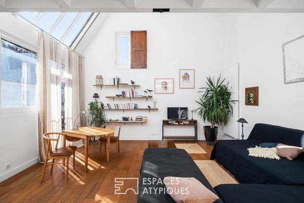 Atelier d’artiste en dernier étage et bureau indépendant
