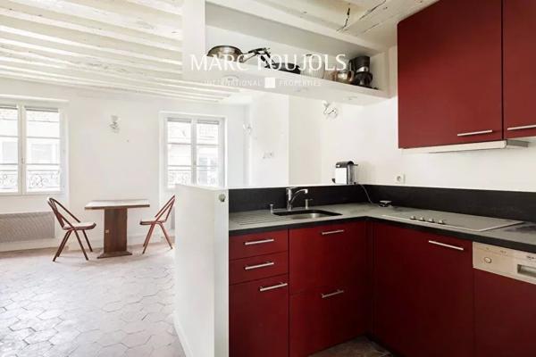 Paris VI – Saint-Germain-des-Prés – Deux pièces en étage élevé