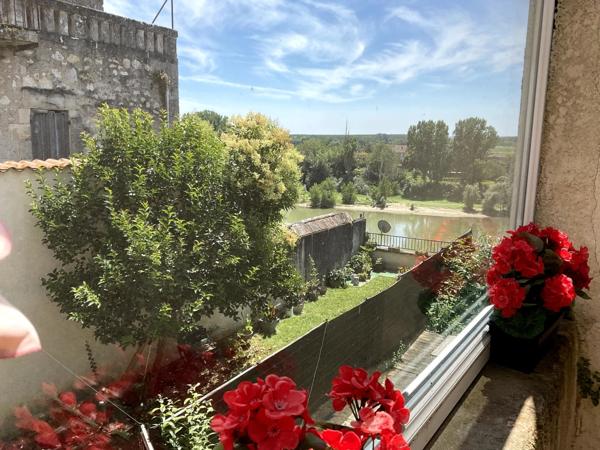 Immeuble de rapport 6 appartements en parfait état à vendre au centre-ville de TONNEINS (47)