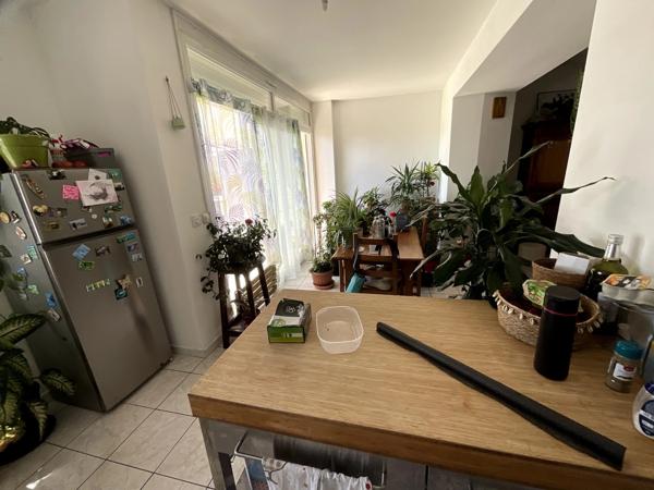 Immeuble de rapport 6 appartements en parfait état à vendre au centre-ville de TONNEINS (47)