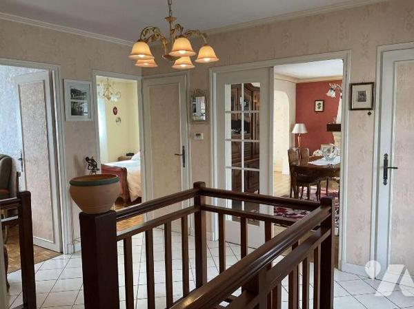 A VENDRE : Grande maison de ville en bon état à SOUILLAC (Lot - 46) avec jardin de 547m² compre...