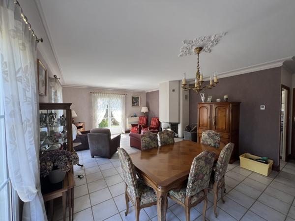 Maison 5 pièce(s) 4 chambre(s) 158 m²