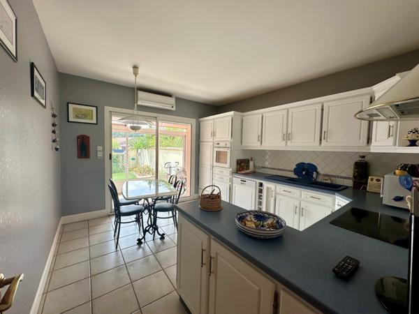 Maison 5 pièce(s) 4 chambre(s) 158 m²