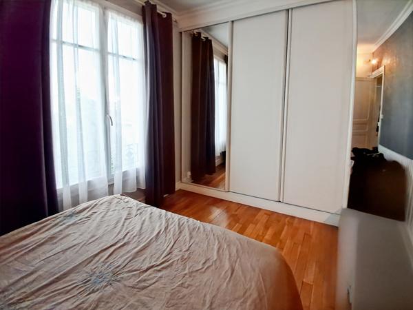 RUEIL-MALMAISON 5' RER TRINGLE D'OR