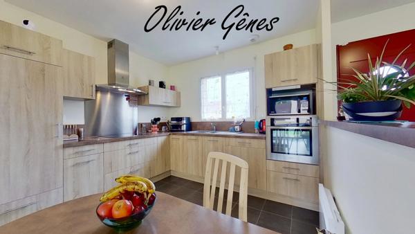 La Milesse (72650) La Milesse - Maison de plain-pied - 82 m² - 3 chambres - Garage et jardin