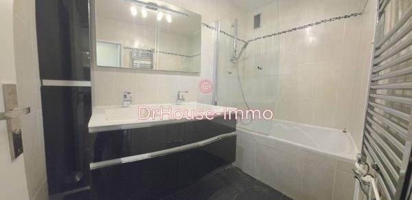 Appartement à louer 4 pièces de 88 m²