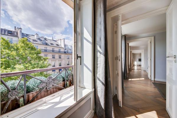 Location Appartement de luxe Paris 8 9 Pièces 296 m²