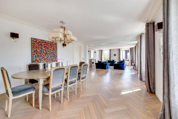 Location Appartement de luxe Paris 8 9 Pièces 296 m²