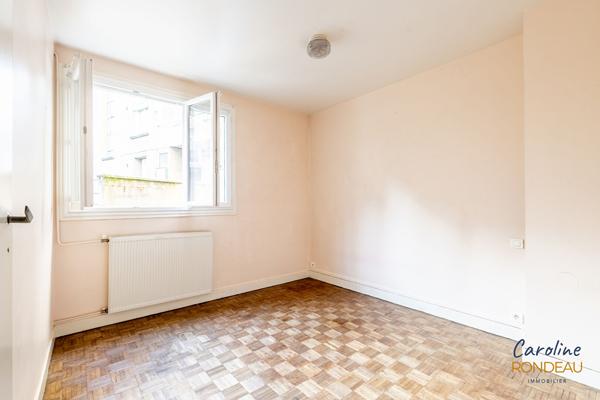 A vendre Nantes Centre T2 derrière le cour Cambronne