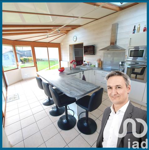 Maison à vendre 7 pièces 131 m² Mortagne-sur-Sèvre