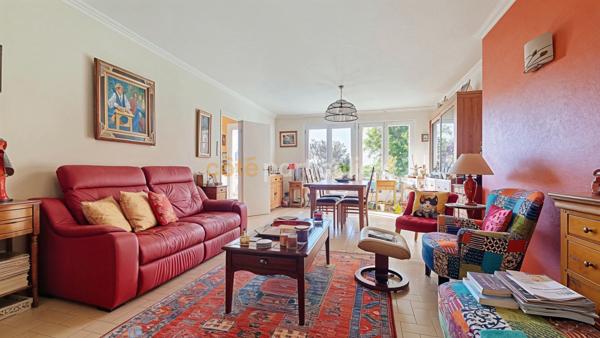 Vente Maison145 m² - 6 Pièces - LA ROCHE SUR YON (85000)