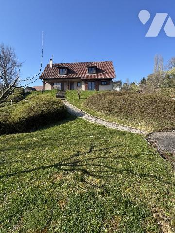 Maison individuelle, vue dégagée, 4 chambres, 1 garage, une cave