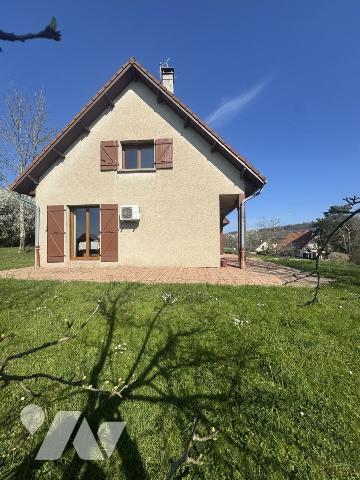 Maison individuelle, vue dégagée, 4 chambres, 1 garage, une cave