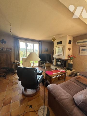 Maison individuelle, vue dégagée, 4 chambres, 1 garage, une cave