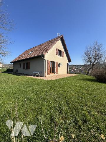 Maison individuelle, vue dégagée, 4 chambres, 1 garage, une cave