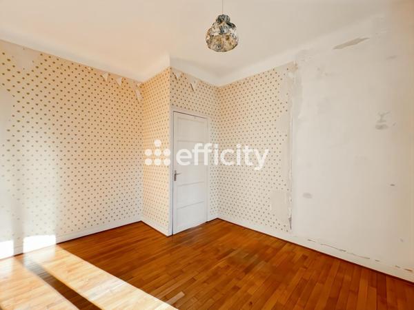 Appartement 5 pièces - 104 m² Exclusivité efficity