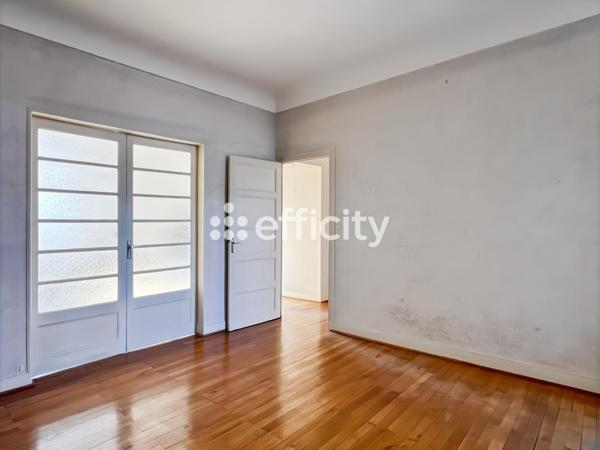 Appartement 5 pièces - 104 m² Exclusivité efficity