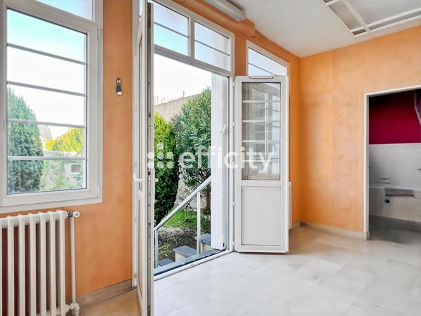 Appartement 5 pièces - 104 m² Exclusivité efficity