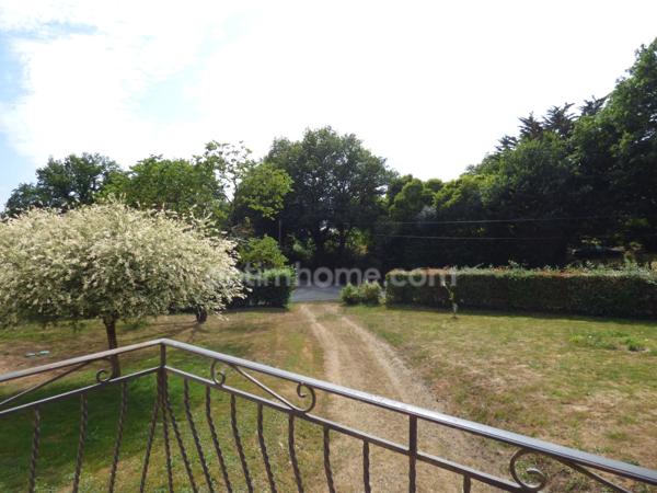 Maison 4/5 chambres sur un beau terrain de 1 900 m2