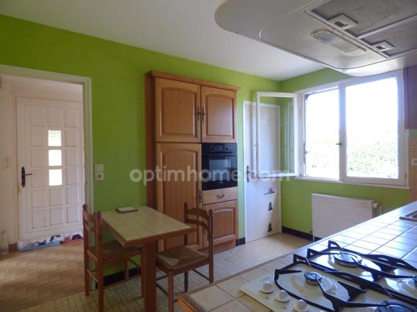 Maison 4/5 chambres sur un beau terrain de 1 900 m2