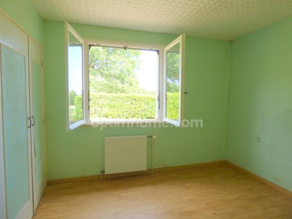 Maison 4/5 chambres sur un beau terrain de 1 900 m2