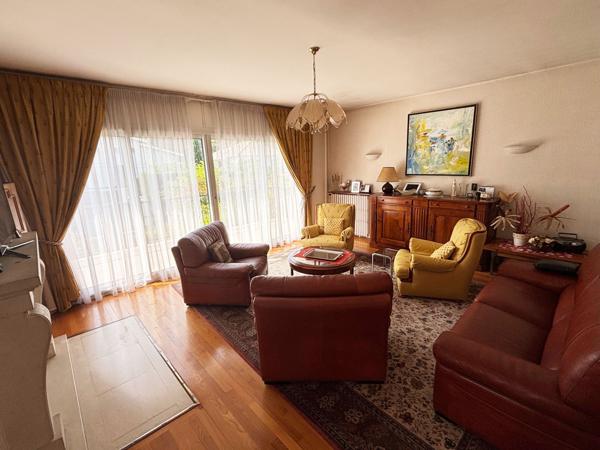 Mérignac (33700) MAISON PARC FEAU AU COEUR DE LA VERDURE