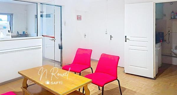 Murs commerciaux 1000 m2, parcelle 3404 m2