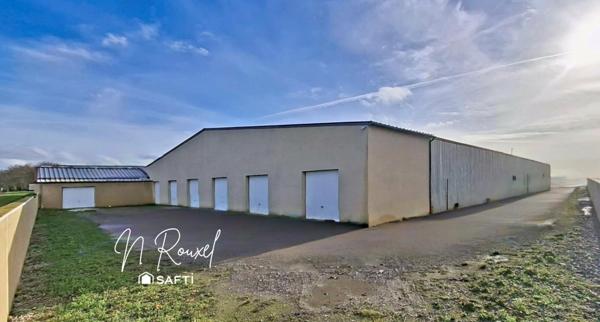 Murs commerciaux 1000 m2, parcelle 3404 m2