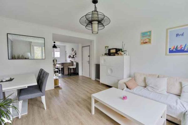 Appartement à vendre |                                       Brest |                                        3 pièces  |  65 m²
